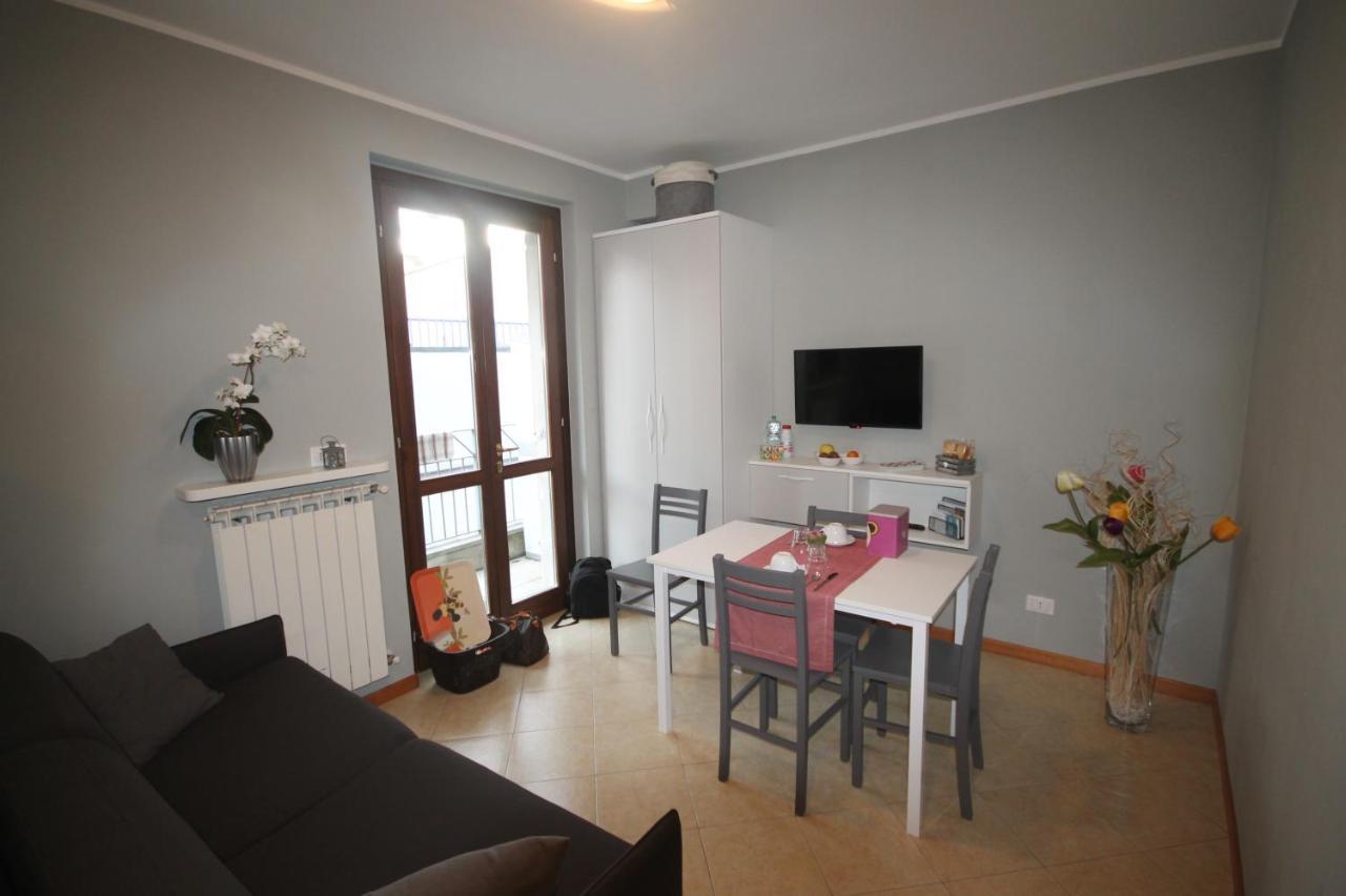 Bergamo Easy Airport Apartment ภายนอก รูปภาพ